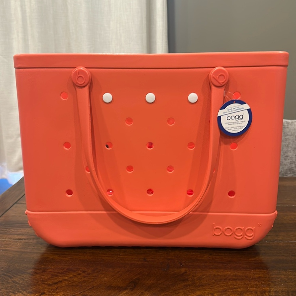 🧡🛍️NWT Original CORAL me mine Bogg ⚓️ Bag